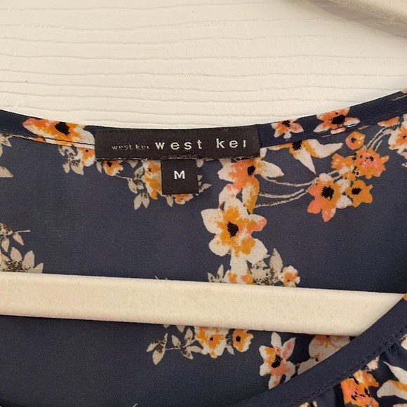 West Kei | Casiya Tie Front Blouse | M | Navy - Picture 2 of 3